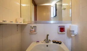 Nireas Hotel - Bad