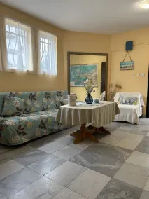 Panorama Chantall-izby,apartmány s výhľadom na more - Reception