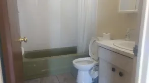 Canada Easy Lodge - Bathroom
