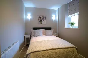 Twelve Apartments - Zimmer