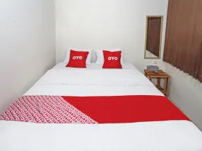 Hotel O Tjokro 3 - Room