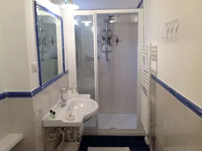 B&B Michelangeli - Private parking - Salle de bain