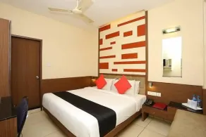 Hotel Merlin International - Room