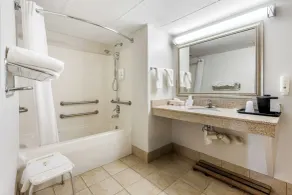Quality Inn Battleboro - Rocky Mount - Casa de banho