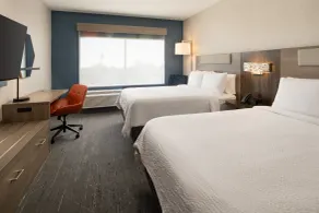 Holiday Inn Express & Suites Fresno Airport by IHG - Habitación