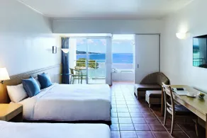 Hoshino Resorts RISONARE Guam - Room