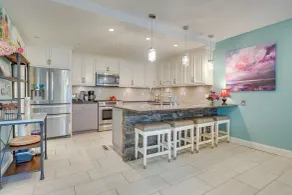 Woodland Spa Sanctuary: Delaware Home w/ Swim Spa - Interiör