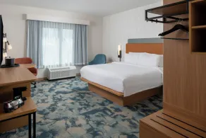 Hampton Inn By Hilton Gulfport Beach Boulevard - Værelse