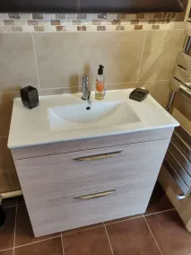2 Bedroom Riverside Duplex Apartment St Neots Marina Area - Bad
