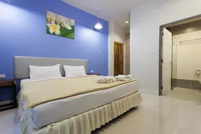 Sandy House Rawai - Chambre