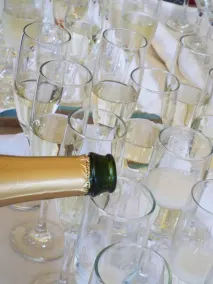 Bicentennial Inn - Reception