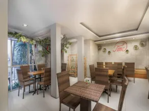 Surya Boutique Hotel - Restaurant