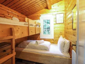 Y Bwthyn Pren, Cabin 209, - Værelse