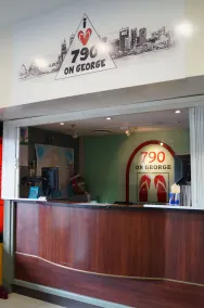 790 on George Backpackers - Reception
