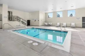 Staybridge Suites - Orenco Station by IHG - Piscina
