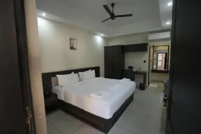 Time Square Inn - Room