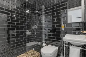 ASKA Holt - Bathroom