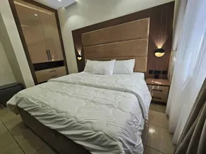 Trance Hotel - Room
