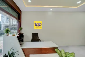 FabHotel Shri Vinayak - Réception