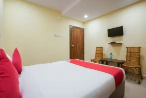 OYO 63371 R Square Stay - Habitación