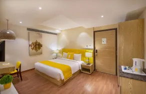 Bloom Boutique l Ranjit Avenue - Room