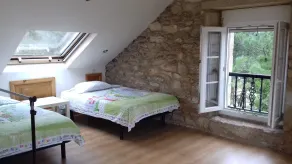 Classic Galician Stone Farmhouse With Sea Views Plus Converted Barn Attached - Værelse