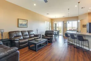 7 Mi to Watson Lake: Prescott Valley Home w/ Patio - Interiør