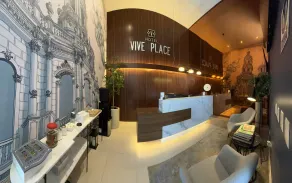 Vive Place - Reception