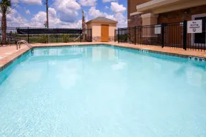 Holiday Inn Express Atmore by IHG - Basseng