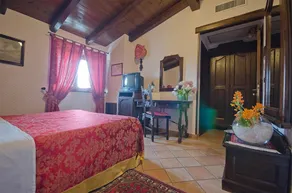 Hotel Ristorante Le Gole - Rum