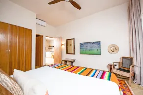 Las Olas 202 - Room