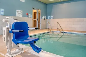 Holiday Inn Express & Suites St. Louis - Chesterfield by IHG - Basseng