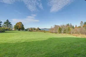 Maine Retreat w/ Ocean Views, Walk to Downtown! - Innenbereich