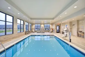 Hampton Inn Livonia Detroit - Piscine