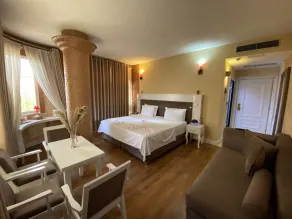 The Red Bricks Hotel - Room
