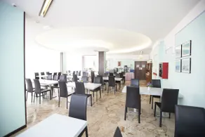 Hotel Mirage - Breakfast on the Beach - Restaurant