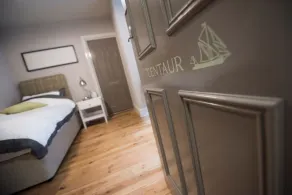 White Horse - Habitación