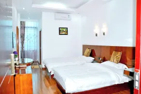 Son Tung Hotel - Kim Dong Walking Street - Habitación