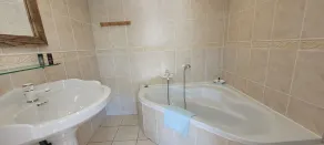 Apparthôtel de 45 m2 baigné de lumière - Badezimmer