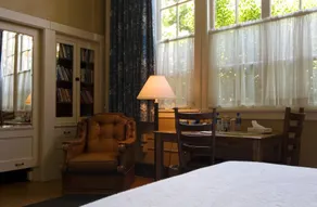 McMenamins Kennedy School - Room