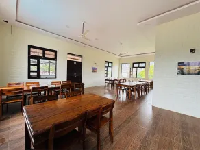 Sajjan Bagh Resort - Restaurant