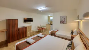 Bryants Motel Roma - Room