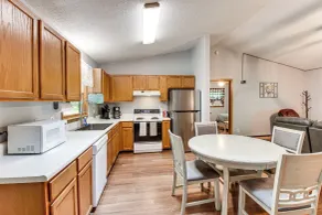 Cozy Franklin Retreat w/ Deck - 5 Mi to Downtown! - Innenbereich