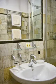 Hotel Dwór Polski - Bathroom