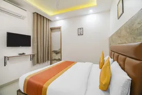 Gracious by Vishesh Hotels & Home Stay - Room