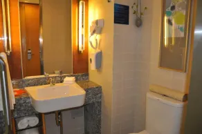 Holiday Inn Express Beijing Dongzhimen by IHG - Room