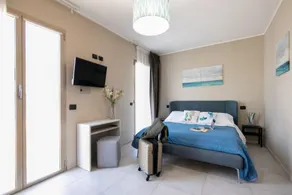 Noah Beach Hotel   - Zimmer
