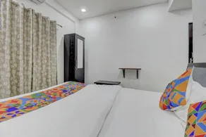 Fabhotel Spark Inn - Quarto