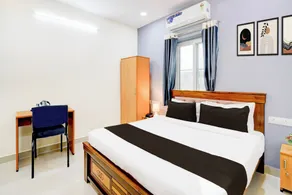 Super Townhouse Lanco Hills Gachibowli - Room