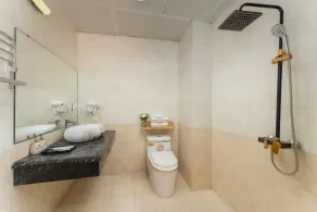 Grand Vĩnh Tuy Hanoi Hotel&Spa - Badezimmer